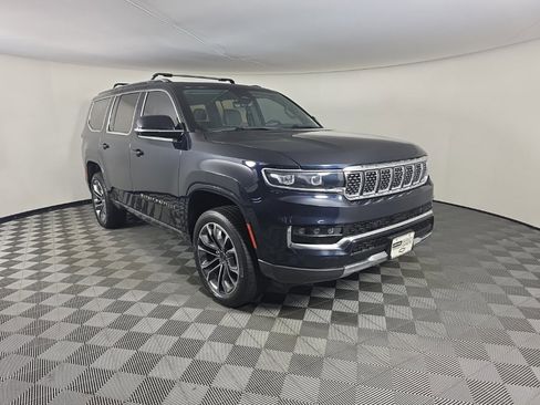 Used 2022 Jeep Grand Wagoneer Series III image 7