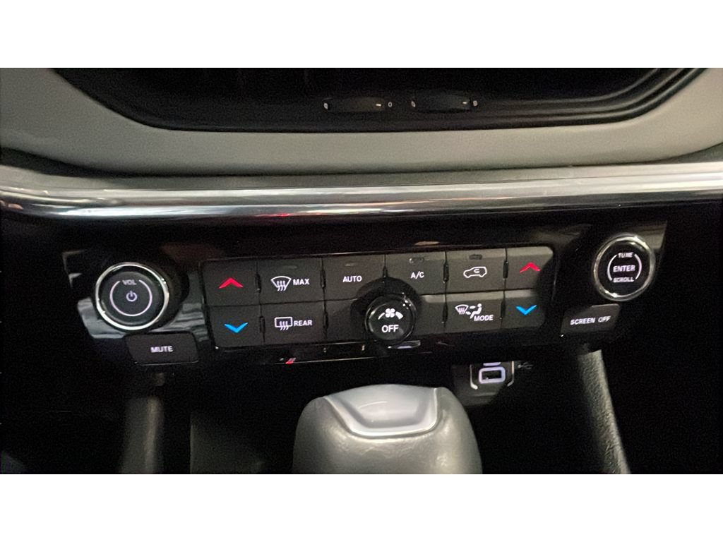 Used 2022 Jeep Compass Limited AWD/4WD image 14