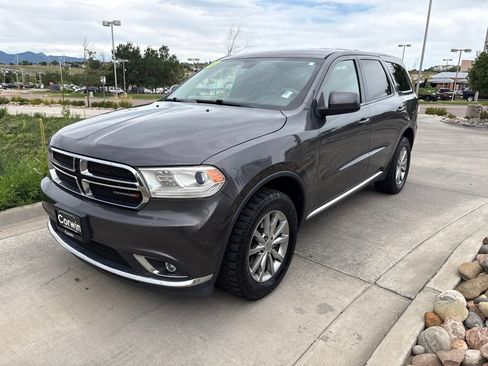 Used 2017 Dodge Durango SXT w/ 3rd Row Seating Group AWD/4WD image 3