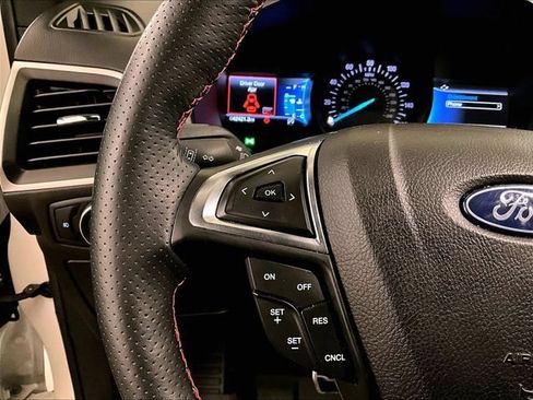 Used 2023 Ford Edge ST-Line AWD/4WD image 17