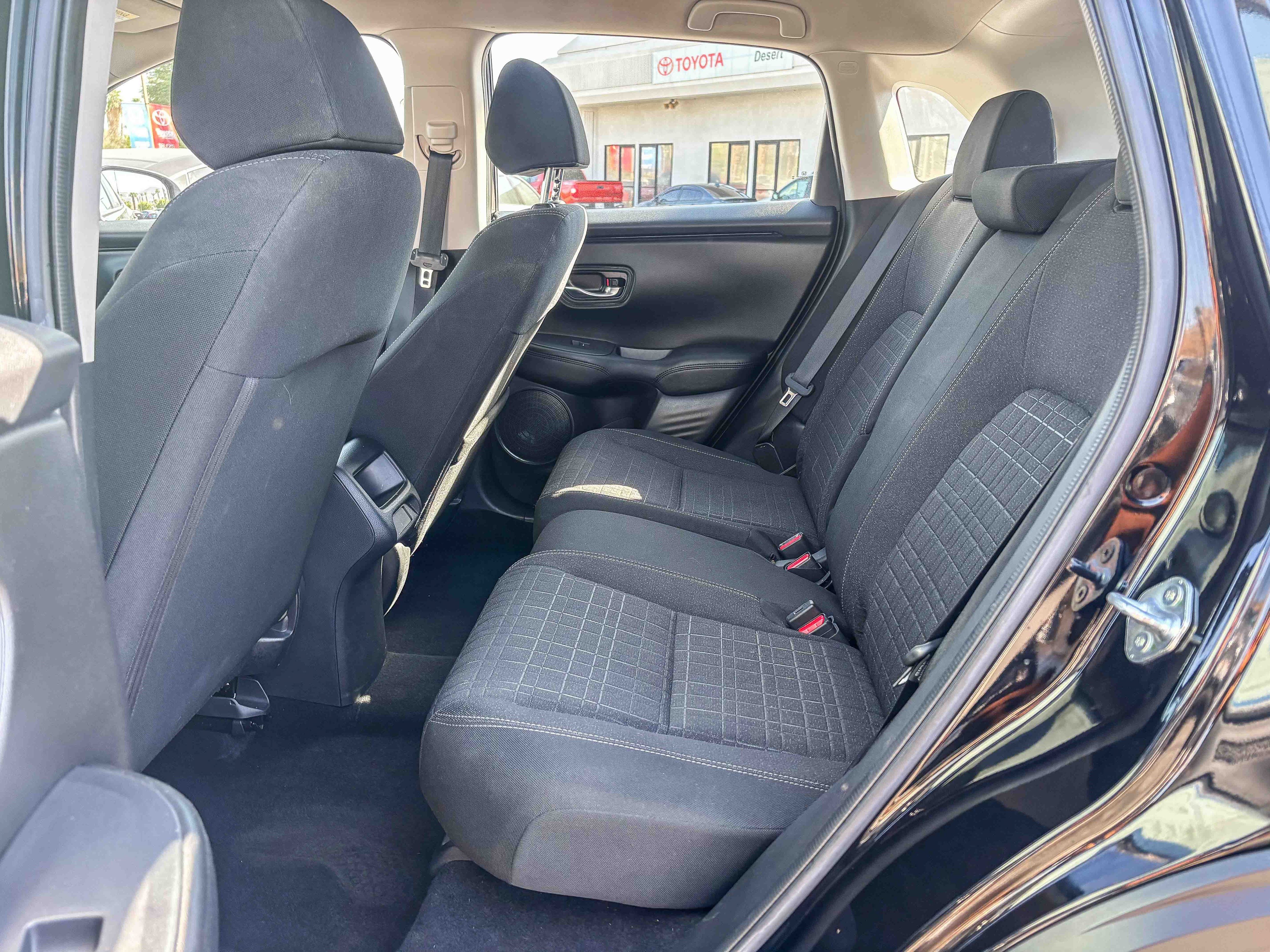 Used 2024 Honda HR-V LX image 21