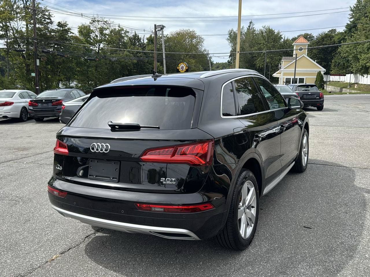 Used 2018 Audi Q5 2.0T Premium Plus w/ Premium Plus Package AWD/4WD image 9