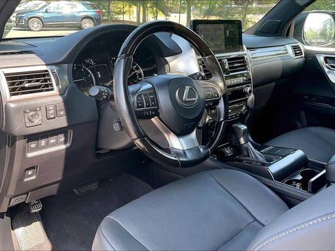 Used 2023 Lexus GX 460 Premium image 8