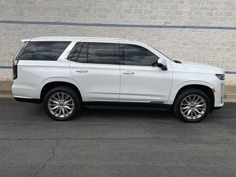 Certified 2021 Cadillac Escalade Premium Luxury Platinum image 8