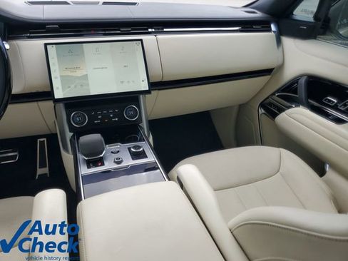 Used 2023 Land Rover Range Rover Long Wheelbase SE AWD/4WD image 17