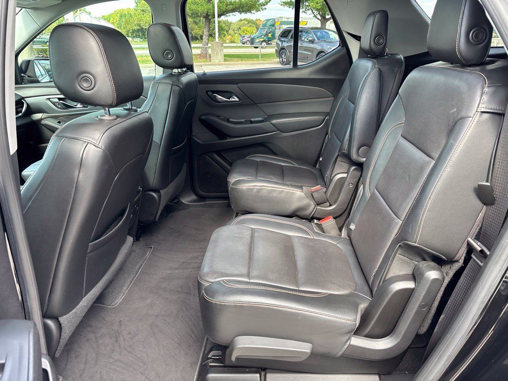 Used 2018 Chevrolet Traverse Premier w/ Redline Edition AWD/4WD image 14