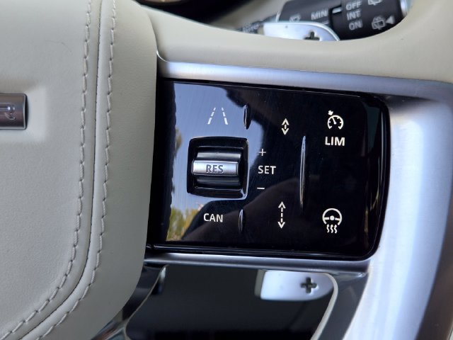 Used 2023 Land Rover Range Rover SE AWD/4WD image 20