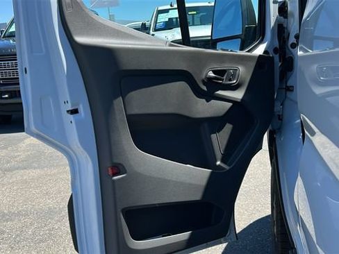 New 2026 Ford Transit 250 148 Medium Roof RWD image 15