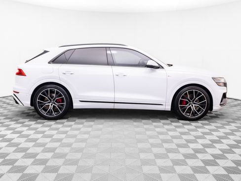 Used 2022 Audi Q8 Prestige w/ Prestige Package AWD/4WD image 6