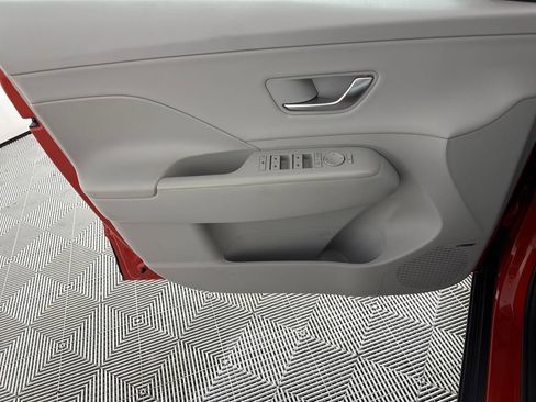 Certified 2024 Hyundai Kona Limited FWD image 12