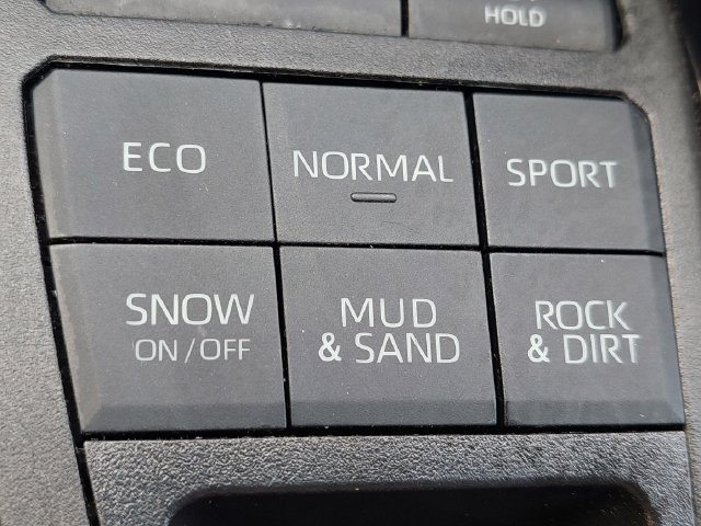 Certified 2022 Toyota RAV4 LE AWD/4WD image 14