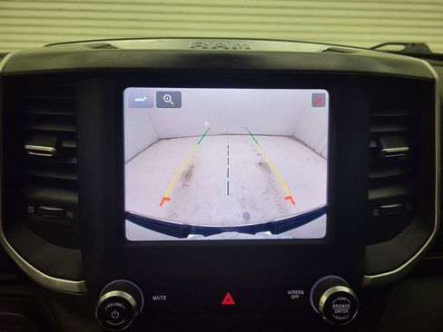Used 2022 RAM 1500 Big Horn image 10