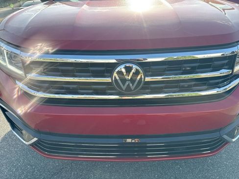 Used 2022 Volkswagen Atlas Cross Sport SEL R-Line image 26