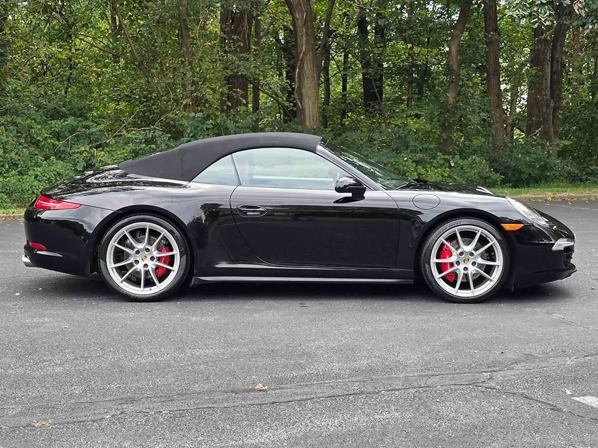 Used 2015 Porsche 911 Carrera 4S AWD/4WD image 15
