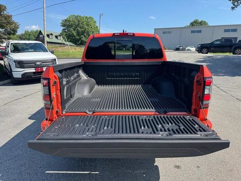 Certified 2025 Nissan Frontier Pro-X RWD image 10