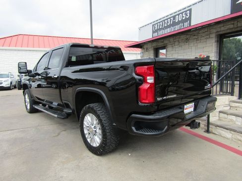 Used 2021 Chevrolet Silverado 2500 High Country w/ Z71 Off-Road Package AWD/4WD image 3