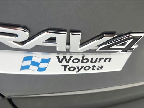 Certified 2021 Toyota RAV4 XLE image 43