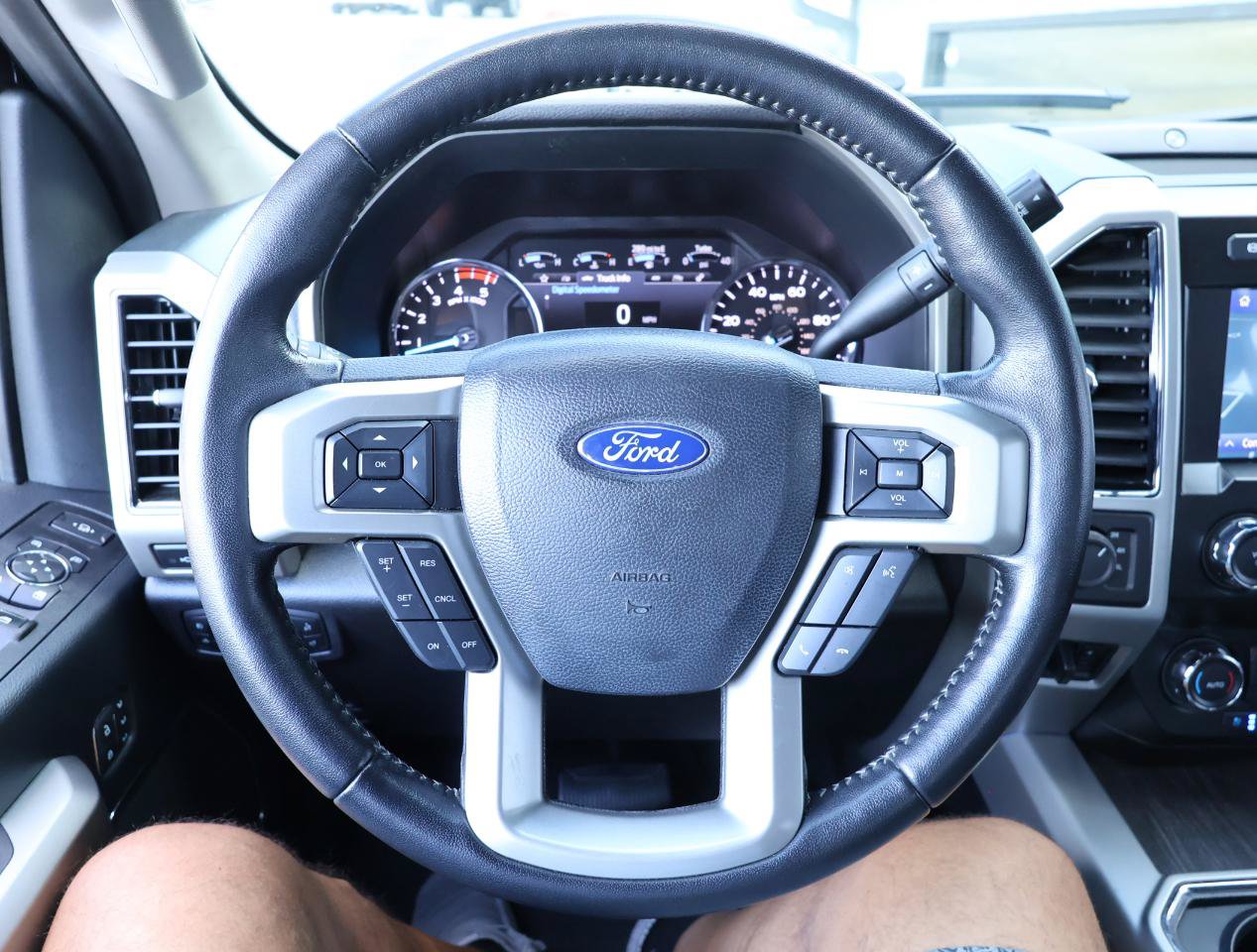 Used 2021 Ford F250 Lariat AWD/4WD image 26