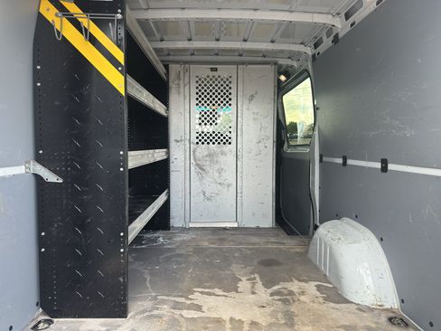Used 2022 Mercedes-Benz Sprinter 2500 image 16