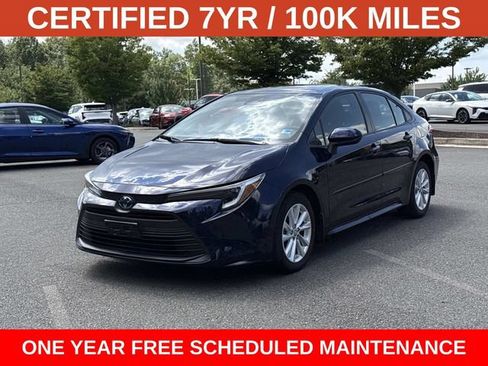 Used 2025 Toyota Corolla LE w/ LE Premium Package FWD image 5