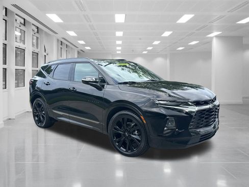 Certified 2021 Chevrolet Blazer RS w/ Enhanced Convenience Package AWD/4WD image 3