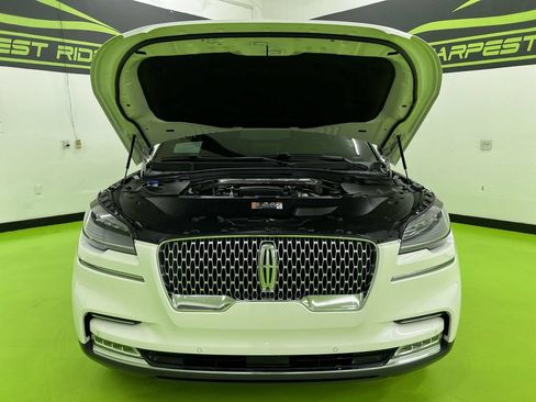 Used 2020 Lincoln Aviator Reserve w/ Equipment Group 201A RWD image 4