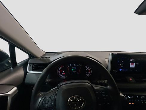 Used 2023 Toyota RAV4 LE FWD image 7
