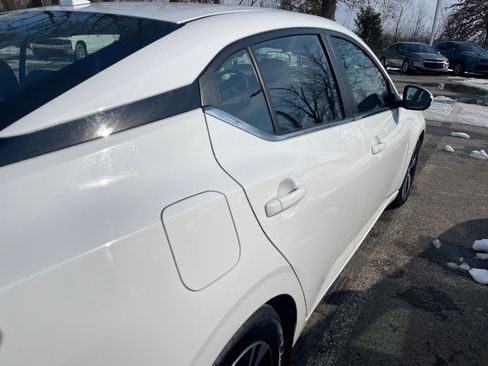 Used 2023 Nissan Sentra SV image 18