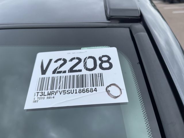 Certified 2025 Toyota RAV4 LE AWD/4WD image 23