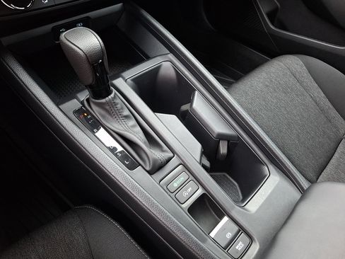 Used 2025 Honda Accord SE image 18