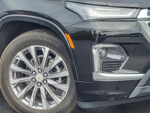 Certified 2023 Chevrolet Traverse Premier image 3