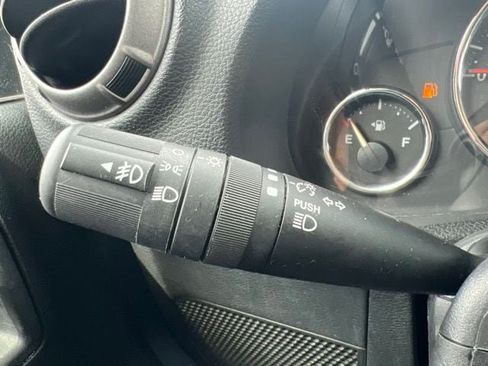 Certified 2018 Jeep Wrangler Unlimited Sport S AWD/4WD image 19