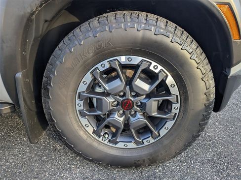 Used 2025 Nissan Frontier Pro-X w/ Pro Convenience Package image 11