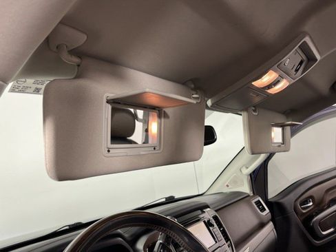 Used 2018 Nissan Titan Platinum Reserve RWD image 31