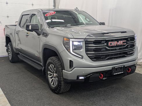 Used 2023 GMC Sierra 1500 AT4 w/ Technology Package image 17