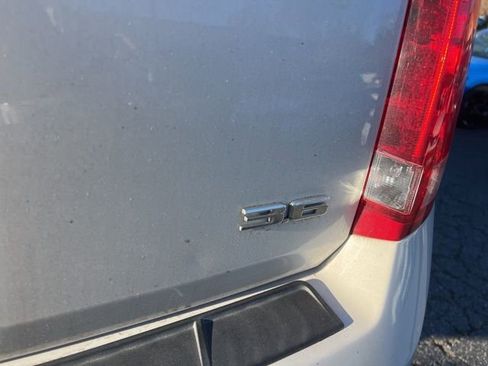 Used 2015 Cadillac SRX Luxury image 14