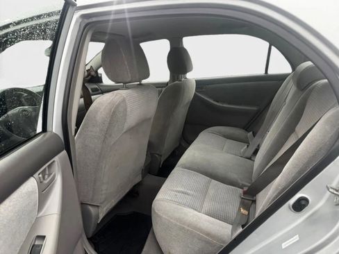 Used 2005 Toyota Corolla S image 11