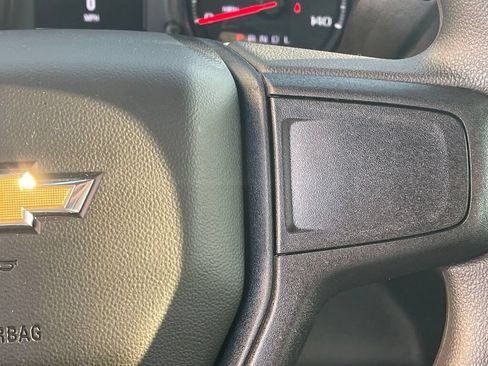 Used 2025 Chevrolet Silverado 1500 W/T AWD/4WD image 16