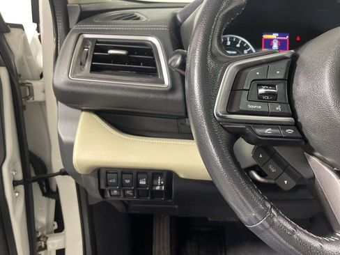 Used 2022 Subaru Ascent Limited w/ Technology Package image 13