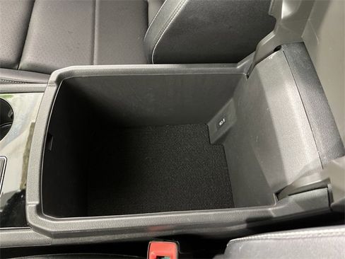 Used 2023 Volkswagen Atlas SEL image 21