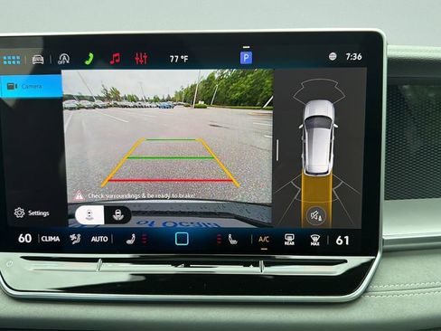 New 2026 Volkswagen Tiguan SE R-Line FWD image 26