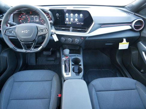 New 2026 Chevrolet Trax RS w/ Sunroof Package image 15