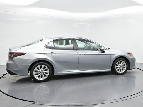 Used 2024 Toyota Camry LE FWD image 8