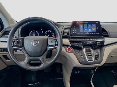 Certified 2025 Honda Odyssey EX-L image 2