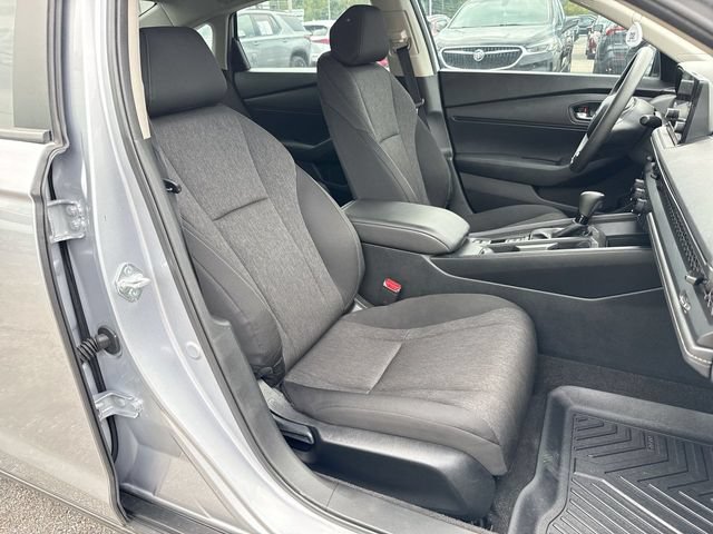 Used 2025 Honda Accord LX image 24