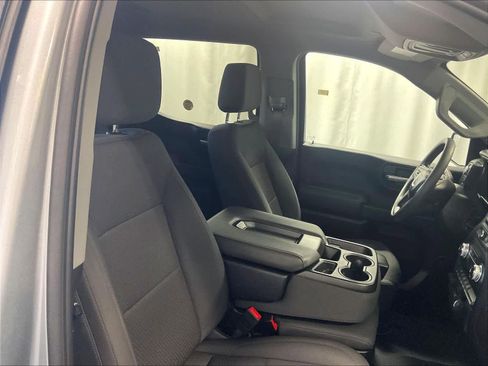 Used 2024 GMC Sierra 1500 Pro w/ Graphite Edition image 11