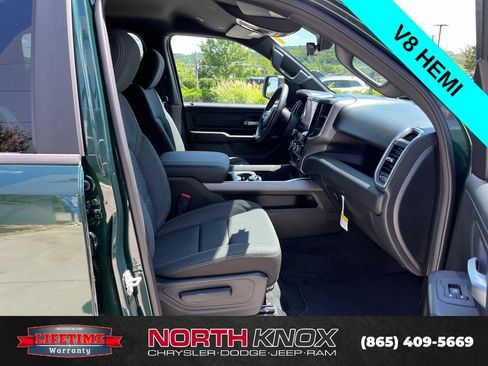 New 2026 RAM 1500 Express AWD/4WD image 26