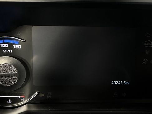 Used 2022 Ford Bronco Badlands image 13