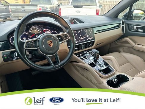 Used 2023 Porsche Cayenne image 36