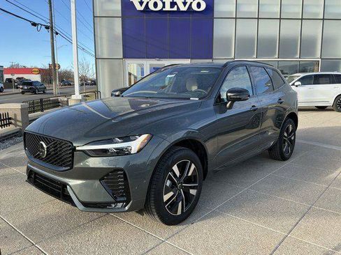 New 2026 Volvo XC60 B5 Plus w/ Climate Package AWD/4WD image 2